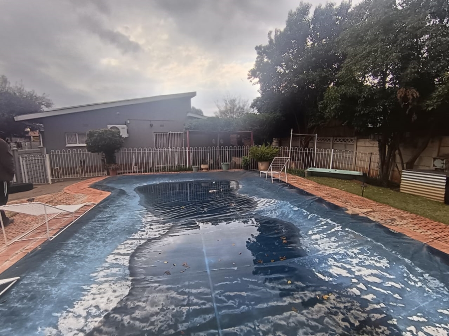 4 Bedroom Property for Sale in Hadison Park Northern Cape